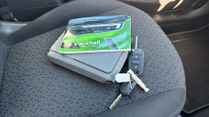 Vauxhall Crossland 1.2 Design 5dr Petrol Hatchback